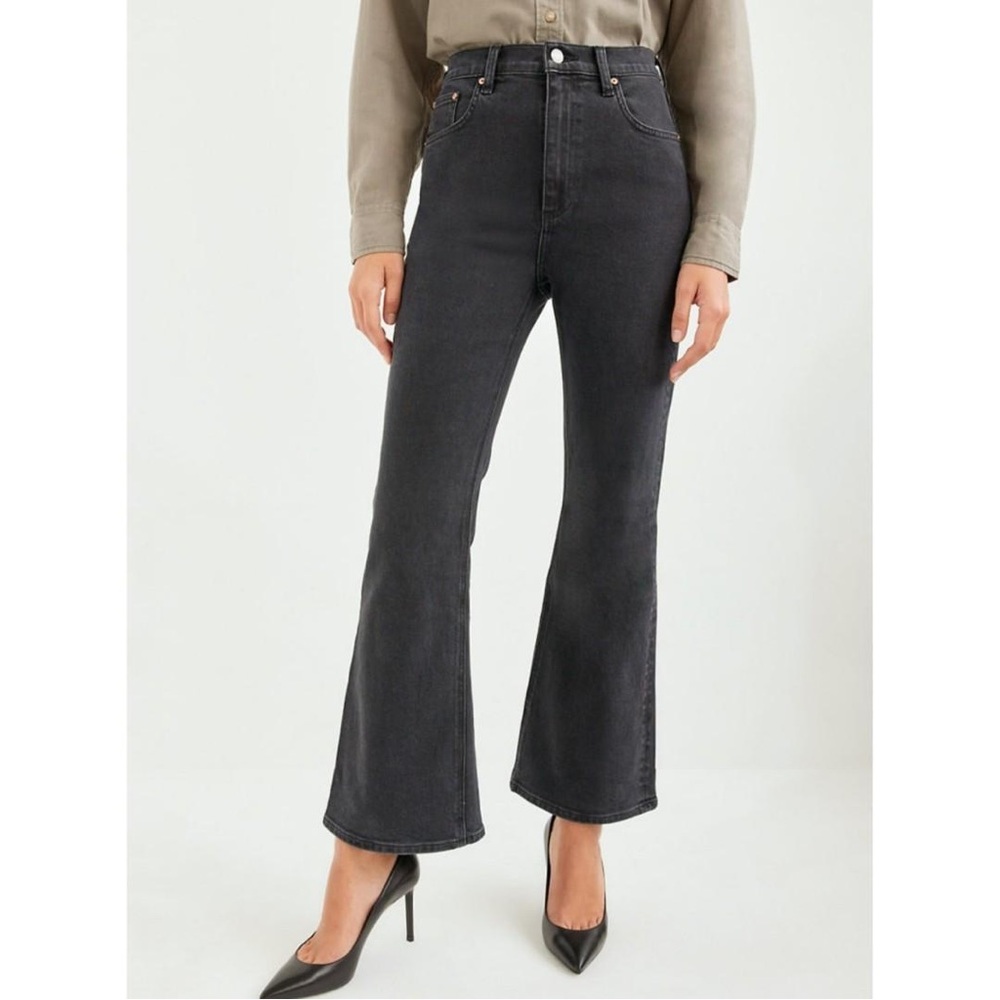 Aritzia Denim Forum The Twiggy High Rise Flare 28L
